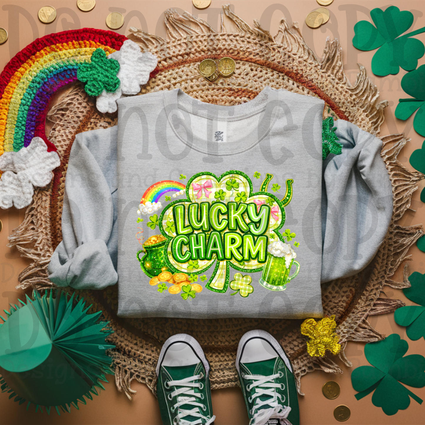 Green Lucky Charm on Large Clover