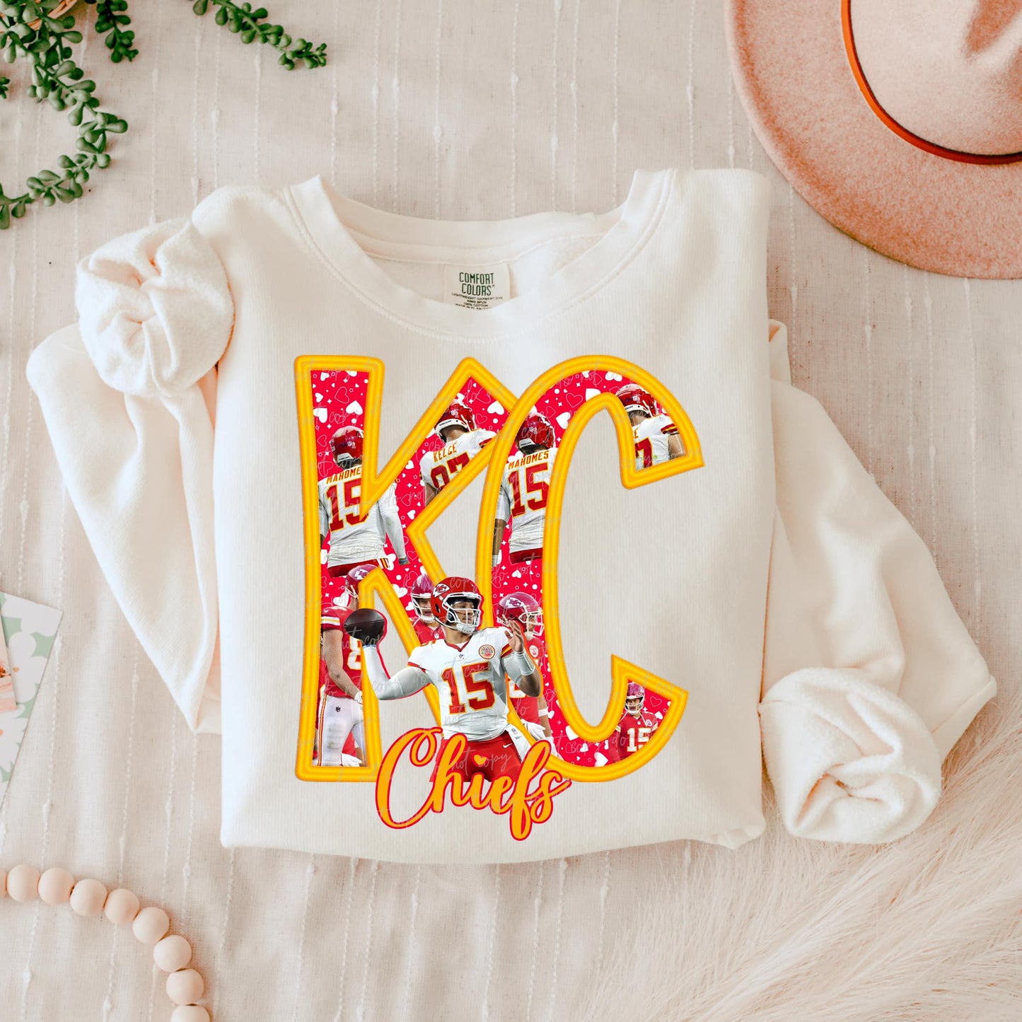 Red, Gold & Tailgate Bold