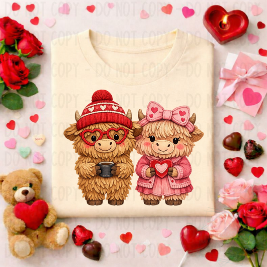 Faux Yarn Valentine Highland Cow Couple
