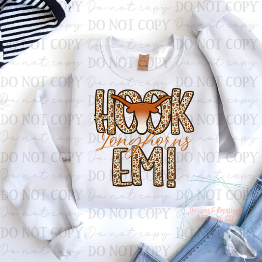 Hook 'Em Horns with Logo